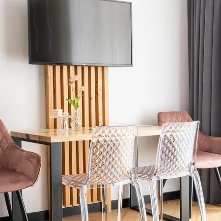 Wrota Chalubinskiego Apart Otel Zakopane