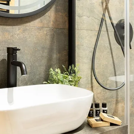 Wrota Chalubinskiego 4* 자코파네