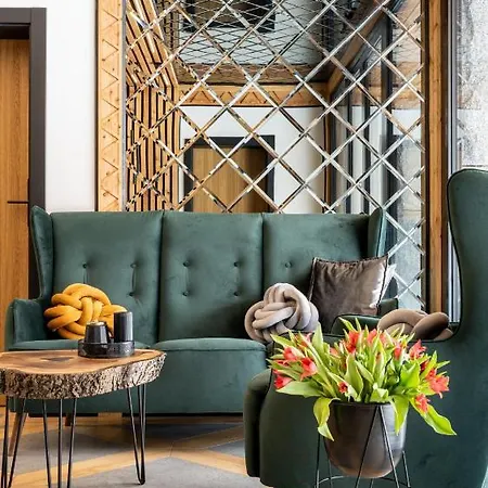 아파트호텔 Wrota Chalubinskiego