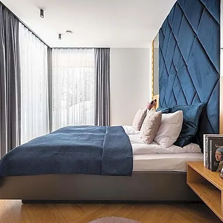Apart-hotel Wrota Chalubinskiego