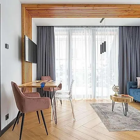 Wrota Chalubinskiego Apart-hotel