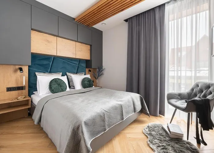 Wrota Chałubińskiego 4*