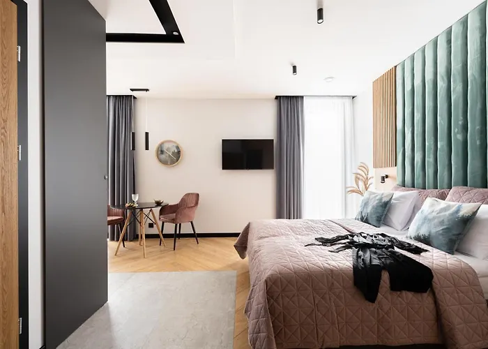 Wrota Chałubińskiego 4*